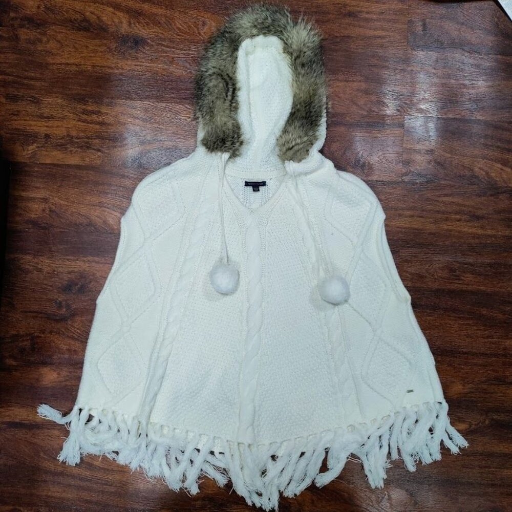 Tommy Hilfiger Cable Knit Poncho Sweater Faux Fur Trim Hooded Fringe Hem Onesize - Picture 2 of 16